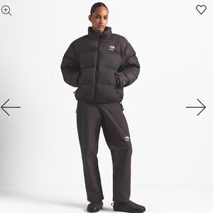 Limited edition Northface x Skims “Seam Tape Pant” waterproof, new with tags